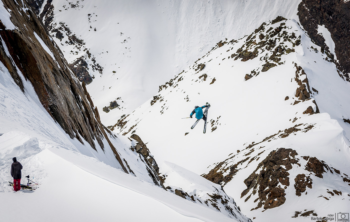 Bartek Sibiga big mountain freestyle grab at Stubai